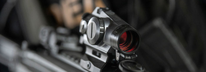 SIG SAUER ROMEO4T red dot sight - close up